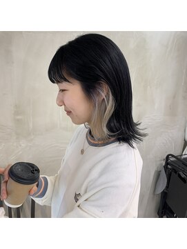 シー(Ciii) stylist イケダ>> インナーカラー×ホワイトブロンド