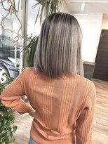 ヴィフ 大船(VIF)&nbsp;バレイヤージュ/ハイライト/ダブルカラー/ケアブリーチ/ボブ