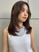 パーク 福岡天神西通り店(parc)&nbsp;レイヤーカット　センターパート　韓国風レイヤー　透明感カラー