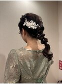 編みおろしローポニーアレンジ
