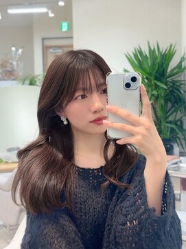 アム 表参道(am) 小顔薄めバンググレージュレイヤーロング前髪パーマ黒髪