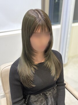 エレノア 枚方(Eleanor) 【梅木】ハッシュカット/レイヤーカット/韓国風/オリーブカラー