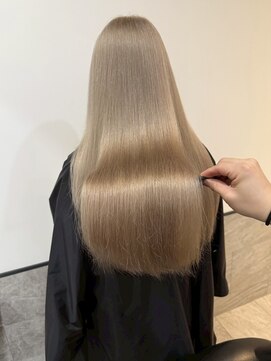 アルトラ(ALTLA) ミルクティーグレージュ/髪質改善