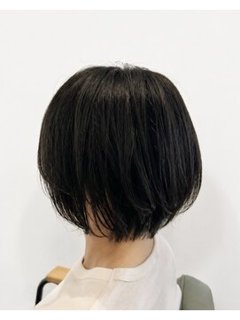 デューク リムニ(du:c Rimuni) 後頭部ふんわり◎上品ショートボブ