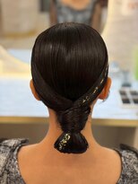 ヘアアレンジメント ボガスティーズ 溝の口店(Hair arrangement Vogusty's)&nbsp;タイトシニヨン/ミディアムヘア/ブライダルゲスト/ウエディング