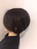 パティオン(PATIONN)&nbsp;絶壁骨格の方にお勧めの丸みを強調したボブで横顔美人シルエット