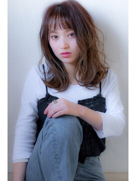 エルフォ(elfo) elfo】ルーズカール×シースルーバングで垢抜けセミディー