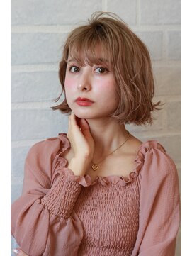 ブリーチ ラボ エーアイ 原宿店(BLEACH LABO Ai) 20代30代40代50代 色っぽふんわりショートの重軽ウェーブヘア♪