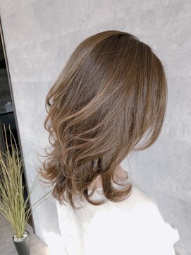 ロウエン 春日(LOWEN) キレイめヘア