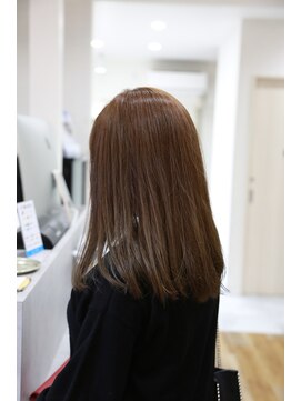 プリュム(PLUME) アッシュブラウン