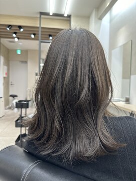 ジゼル 博多(GiseL) グレージュ/ Gisel  かじ @ kaji_de_experiences[博多駅前]