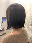 切りっぱなしミニボブ