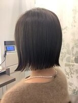 パシフィックダズールバトン(Pacific Dazzle baton) 切りっぱなしミニボブ