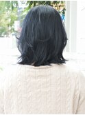 乾かすだけで決まる顔まわりにレイヤーを入れた大人ロブヘアー