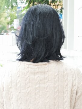 ビュートリアム 福岡(BEAUTRIUM) 乾かすだけで決まる顔まわりにレイヤーを入れた大人ロブヘアー