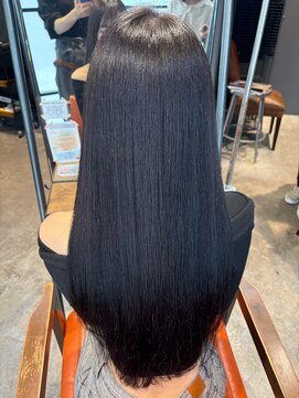 インス(ensue) 髪質改善トリートメントカラー☆艶感UP暗髪透明感カラー