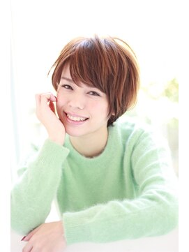 クィーンズガーデンバイケーツーギンザ(QUEEN’S GARDEN by K two GINZA) [K-two銀座]ふんわり小顔シルエット美人センシュアルショート