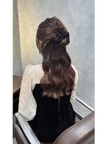 コローレ(Colore) カチモリハーフアップ