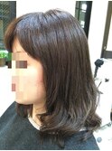 ミディアムスタイル　ウエーブ