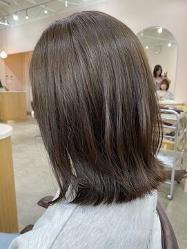 キュオンシア(CUEON. ciea) 透明感グレージュ×layer