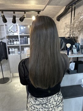 ノス 表参道(NOOS) 髪質改善 グレーベージュ アッシュカラー レイヤーロング 黒髪