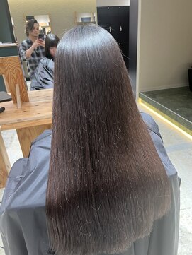 エイト 難波店(EIGHT namba) 艶髪　縮毛矯正　【店長　山本】