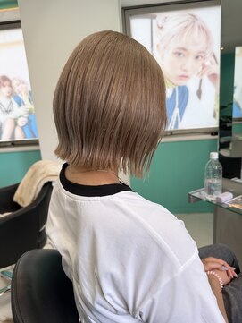 ユー イケブクロ(u Ikebukuro) ベージュカラー ボブ