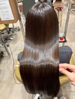 ソワンドブレス 阿倍野店(soin de brace)&nbsp;黒髪 クラゲヘアー オリーブグレー 小顔