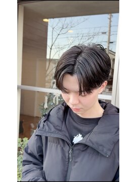 短めセンターパート