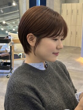イミ(imi) 大人ボブ/ダークグレー/髪質改善/白髪ぼかし/ショートカット登戸