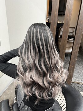 エミーバイモアムー(Emmie byMoremuu) エクステグラデーション