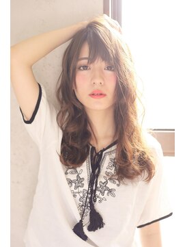 ヘアーズベリー 高野店(hairs BERRY) 透明感のあるダークトーンにふんわり巻きでヘルシー系