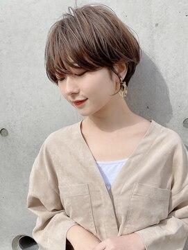 アンド ストーリーズ(&STORIES) 大人可愛い耳掛けマッシュショートボブアッシュブラウン小林