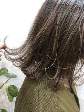 オリノ(olino) 春ベージュ