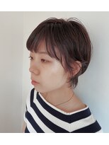 バッタ(Batta)&nbsp;[KENTA]くせ毛の方でも収まるショート×前髪インナーカラー