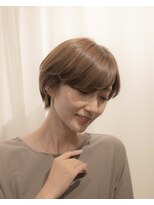 大人可愛い30代40代50代透明感ショートペールベージュ◎代官山