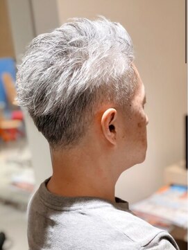 フォーエス(4S) 白髪を男前に魅せる