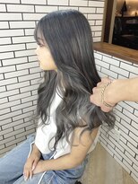 ラフ バイ マグ 南松本(R.A.F. by Mag)&nbsp;10代20代インナーハイトーンエクステシルバーアッシュ