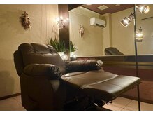 ヘアーアンドメイク アンジュ 中野店(Hair&Make ange)の雰囲気（ドライヘッドスパ専用の個室も完備しております♪）