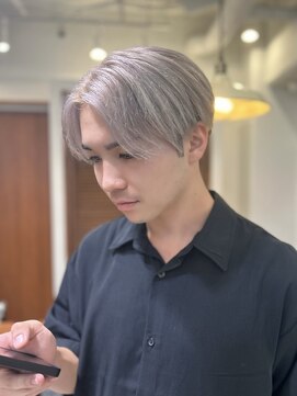 コレット 大宮(collet) メンズハイトーン×センターパート