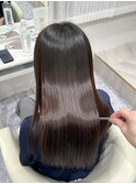 *乾かすだけでまとまるつやつやストレート*