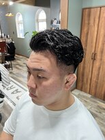 スタンドバーバー 柏(STAND BARBER)&nbsp;ダークアッシュ/アッシュブラック/カルマパーマ/ベリーショート