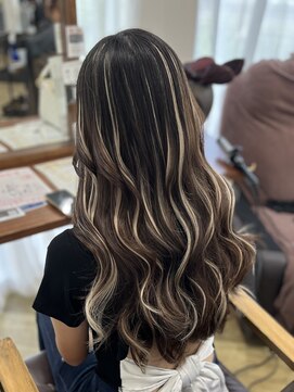 ラピステン 福岡天神 大名店(Lapis) 【学生必見!】カラー不要!エクステハイライト20本