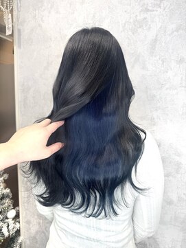 デミヘアー(Demi hair) フェイクブラック×インナーカラー×ネイビーブルー