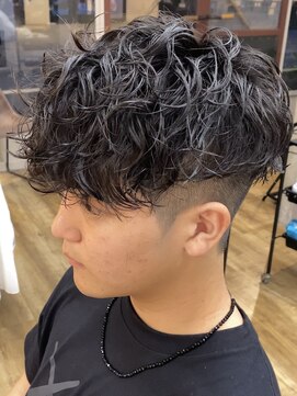 クロト 福岡本店(KUROT) スペインカール