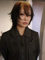 オルン(ORGN.)&nbsp;ウルフカット　レイヤーカット　ルーツカラー　ケアブリーチ