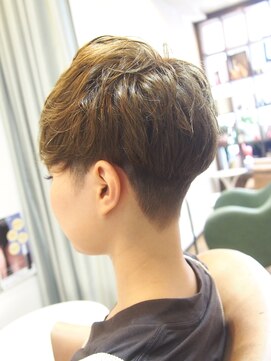 ヘアースペースシャルム (HAIR SPACE Charme) 【刈り上げ＋ツーブロック】くびれマッシュ　シルエット♪