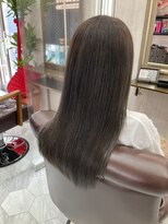 ティエルジェー(Tielle J) 上品なロングワンレングス