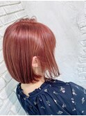 コーラルピンクダブルカラービタミンカラーピンクショートボブ