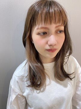 ココル(cocolu) ホワイトベージュインナーカラー